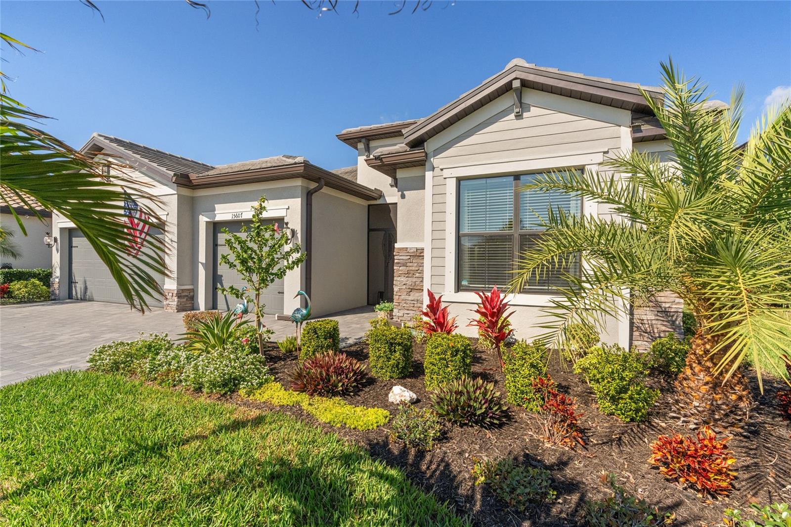 15607 WHITE LINEN DRIVE