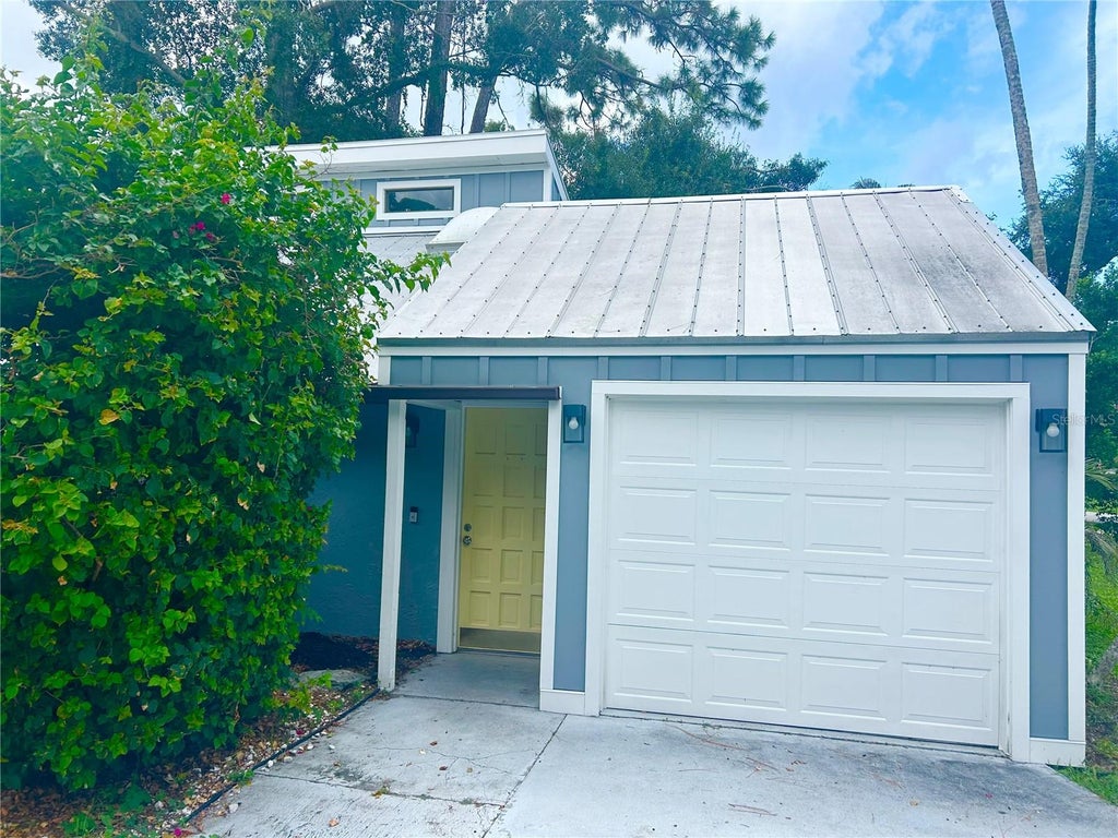 Photo of 4219 Murdock Avenue, Sarasota, FL 34231 (MLS # A4705916)