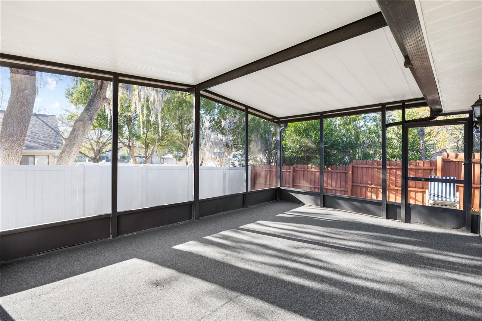 THE GLEN AT RIVER RIDGE - Residential