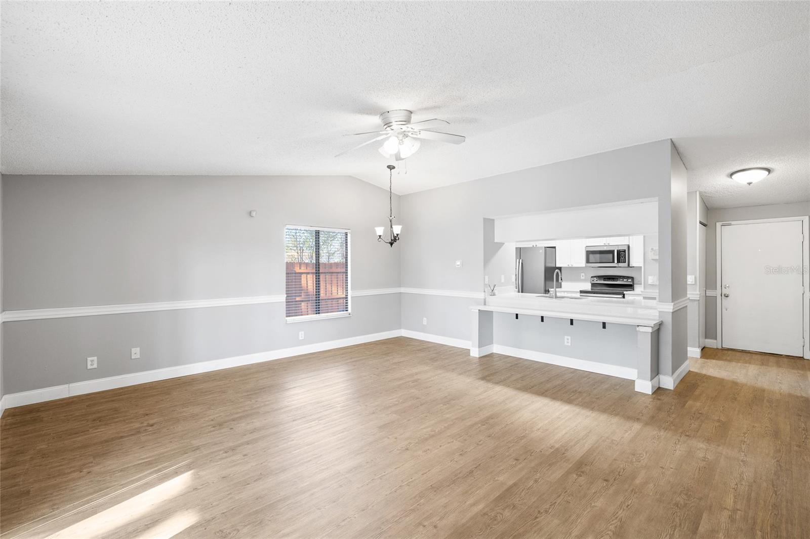 THE GLEN AT RIVER RIDGE - Residential