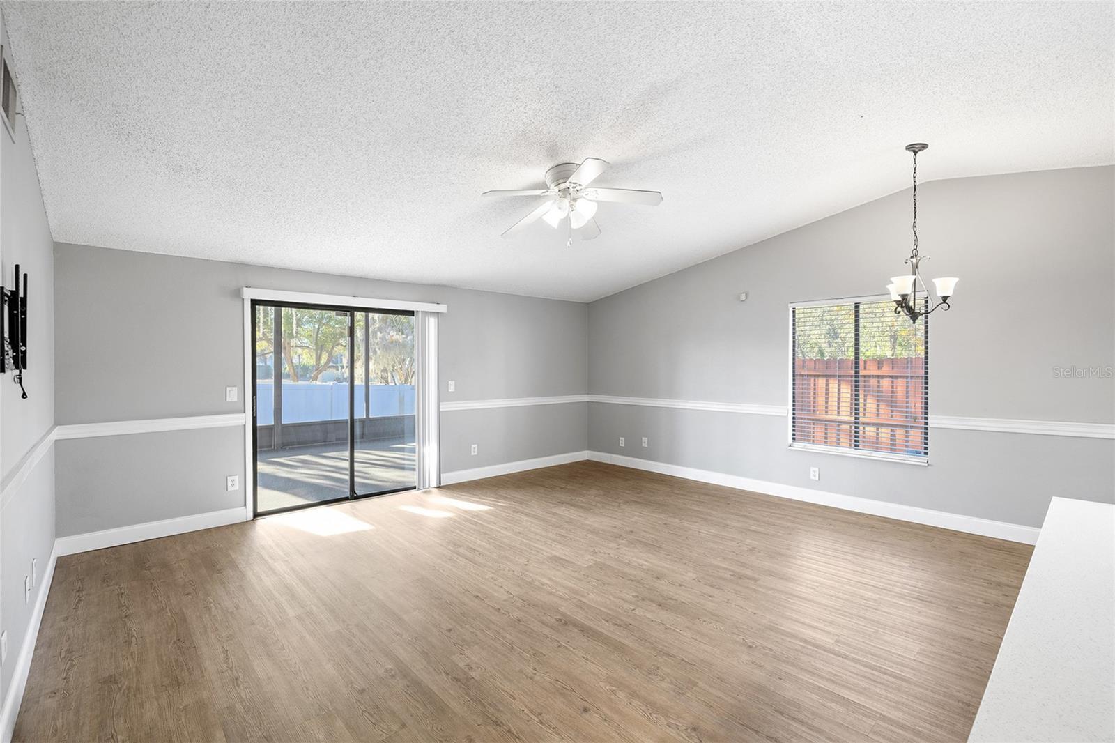 THE GLEN AT RIVER RIDGE - Residential