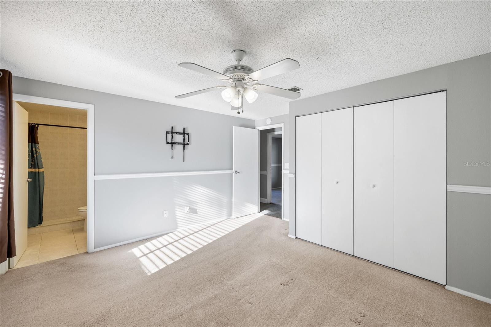 THE GLEN AT RIVER RIDGE - Residential