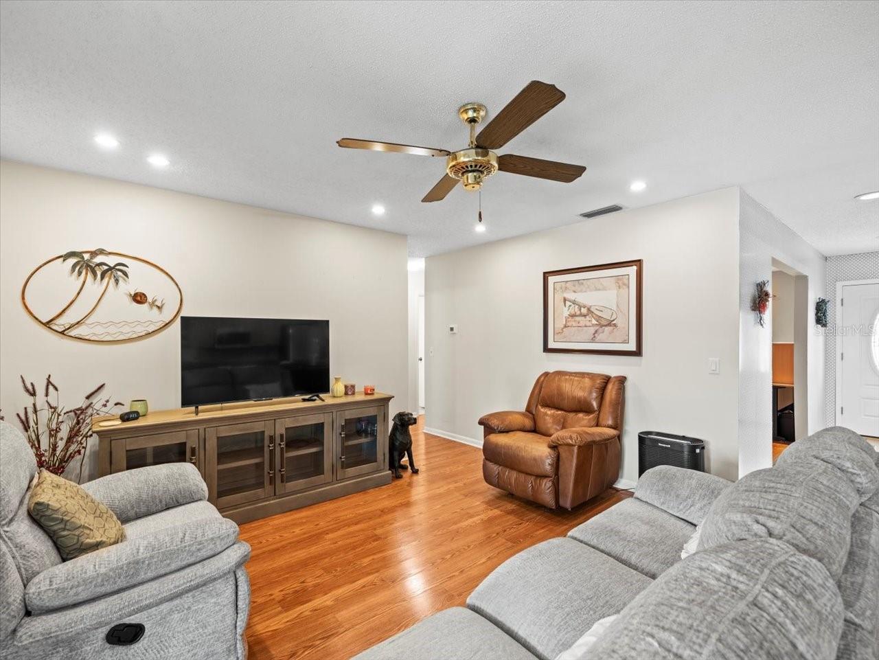 NORTHDALE SEC B UNIT 5 - Residential