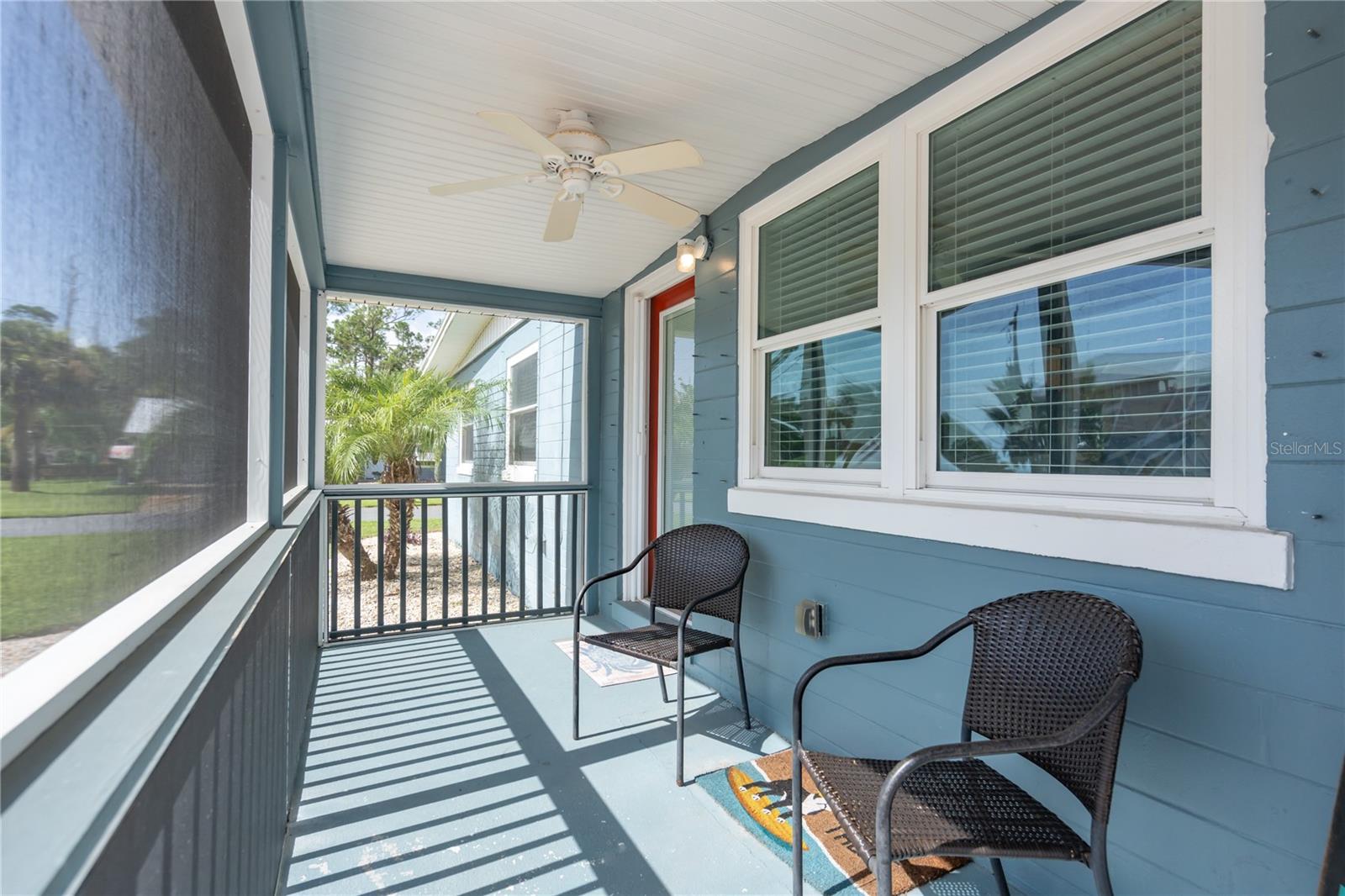 390 PALM DRIVE