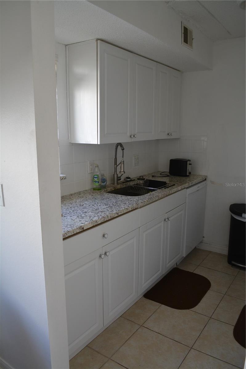 PALMA CEIA GARDENS CONDO - Residential