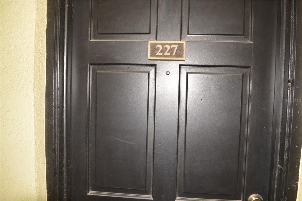 Photo of 3206 W Azeele Street #227, Tampa, FL 33609 (MLS # TB8493077)