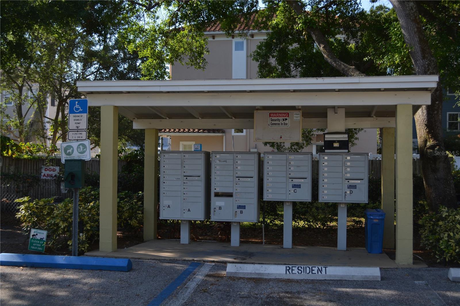 PALMA CEIA GARDENS CONDO - Residential