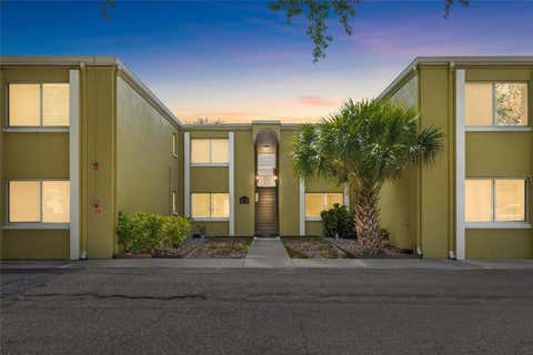 Photo of 3206 W Azeele Street #227, Tampa, FL 33609 (MLS # TB8493077)