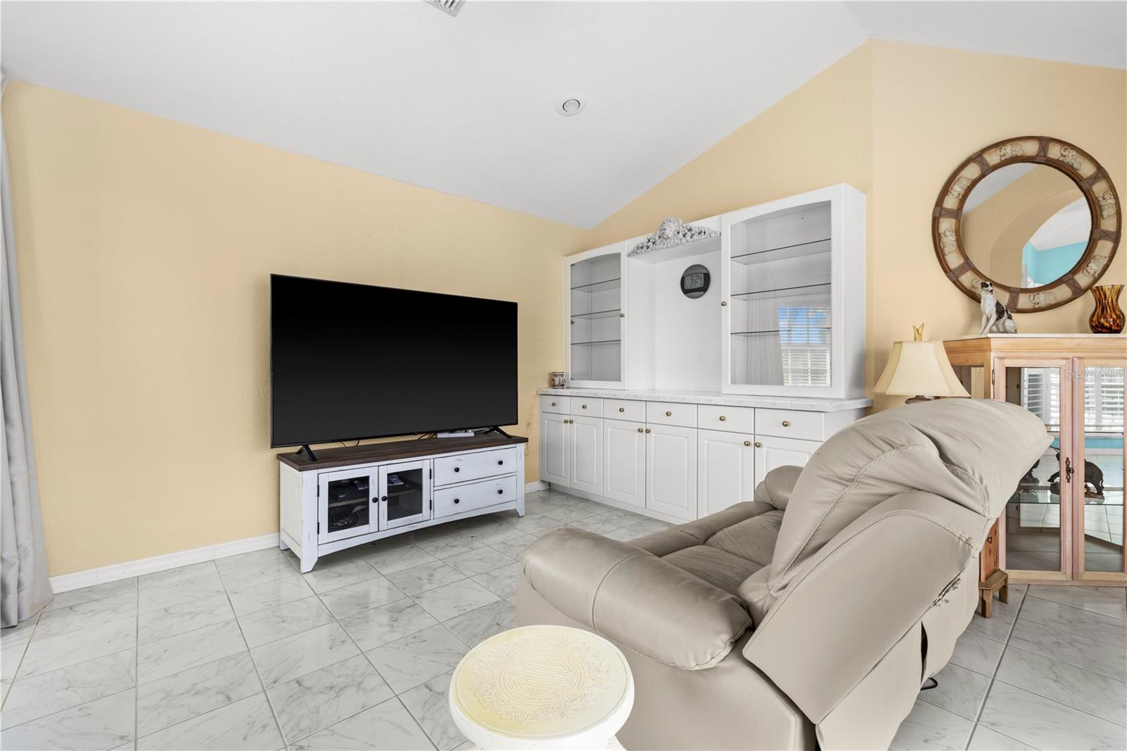 BROADMOOR ROTONDA WEST - Residential