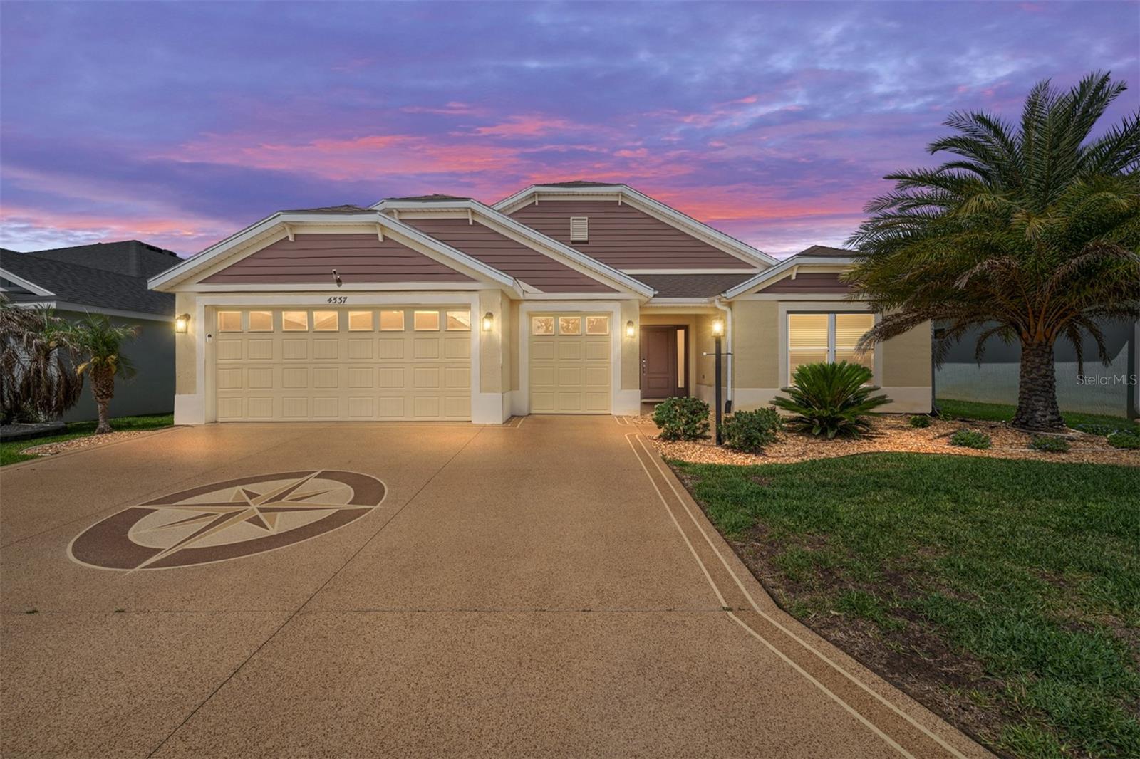 4537 BROOKE LANE