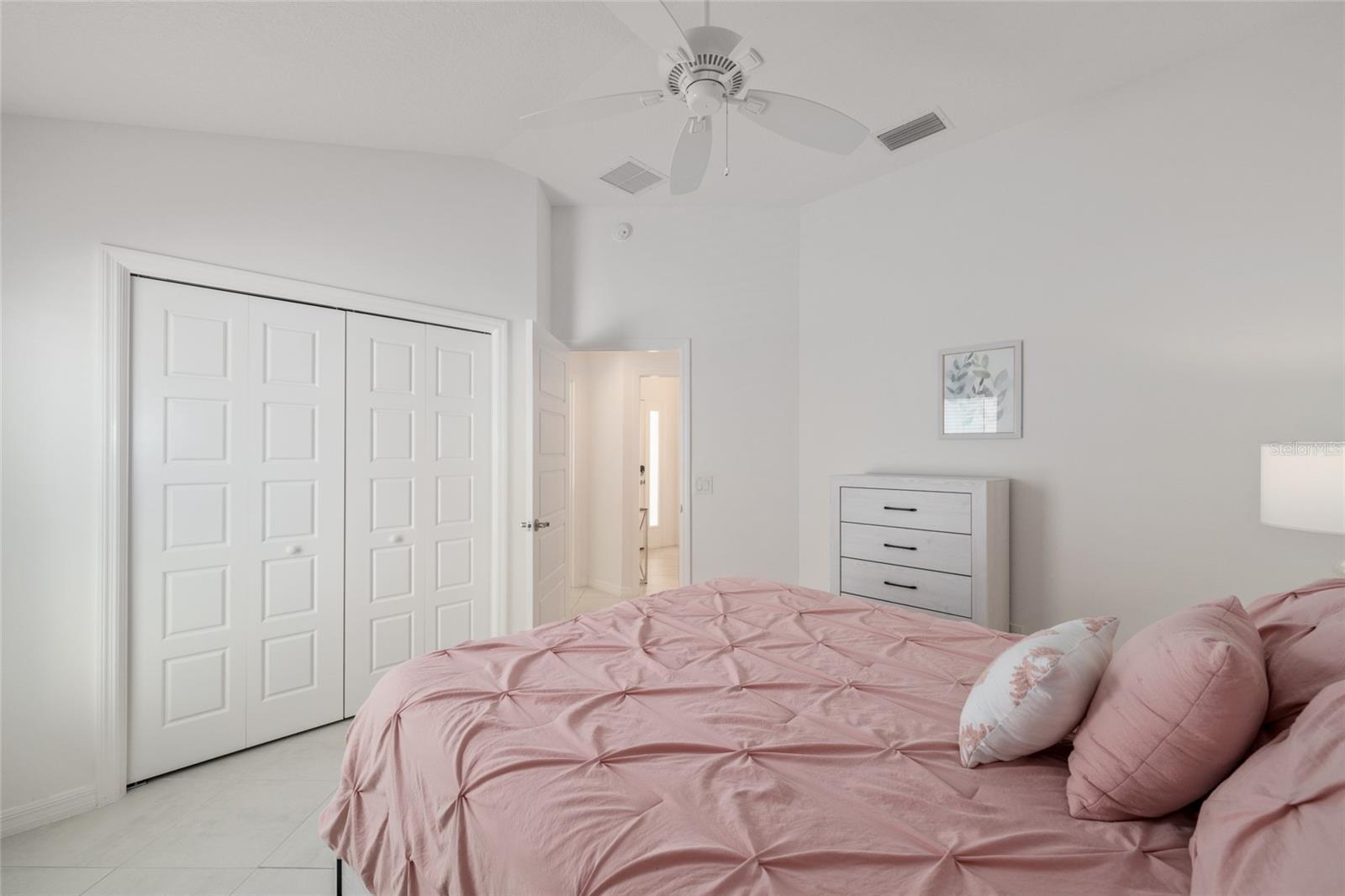 VILLAGES/SOUTHERN OAKS UN 124 - Residential
