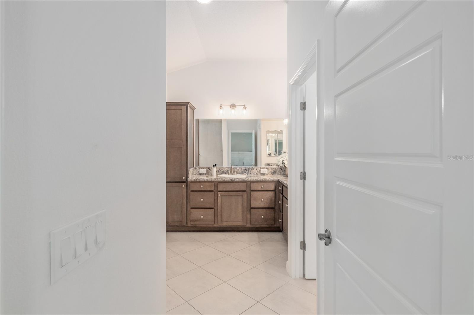 VILLAGES/SOUTHERN OAKS UN 124 - Residential