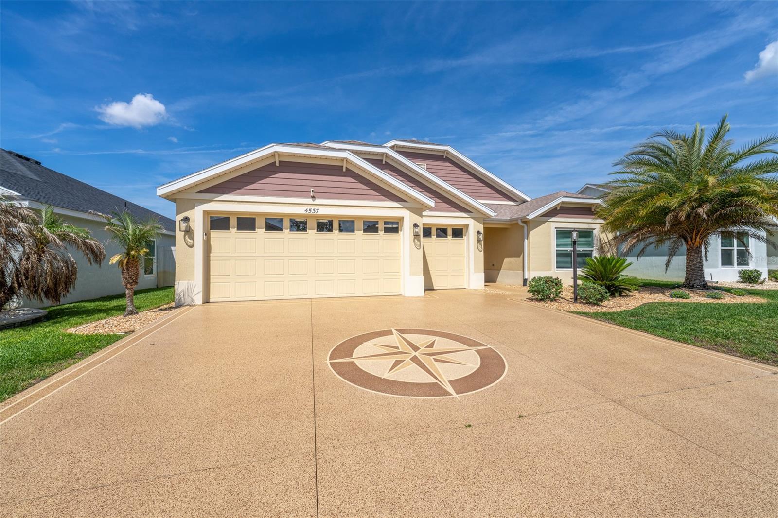 VILLAGES/SOUTHERN OAKS UN 124 - Residential