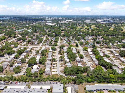 A home in SEMINOLE