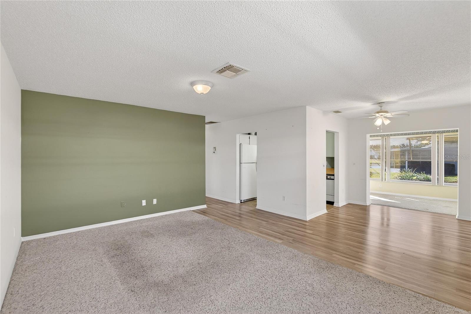 2345 GLENMORE CIRCLE 0