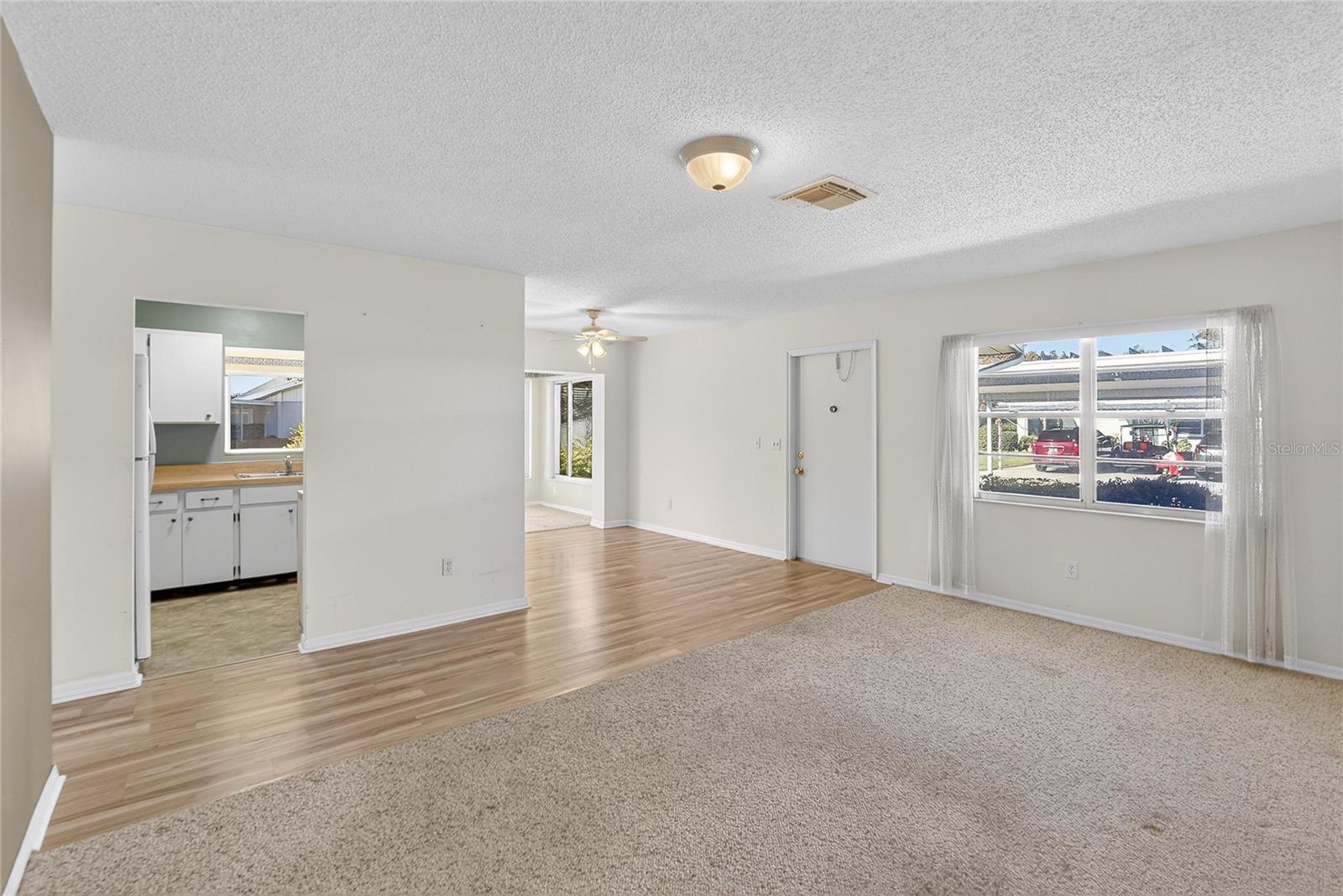 2345 GLENMORE CIRCLE 0