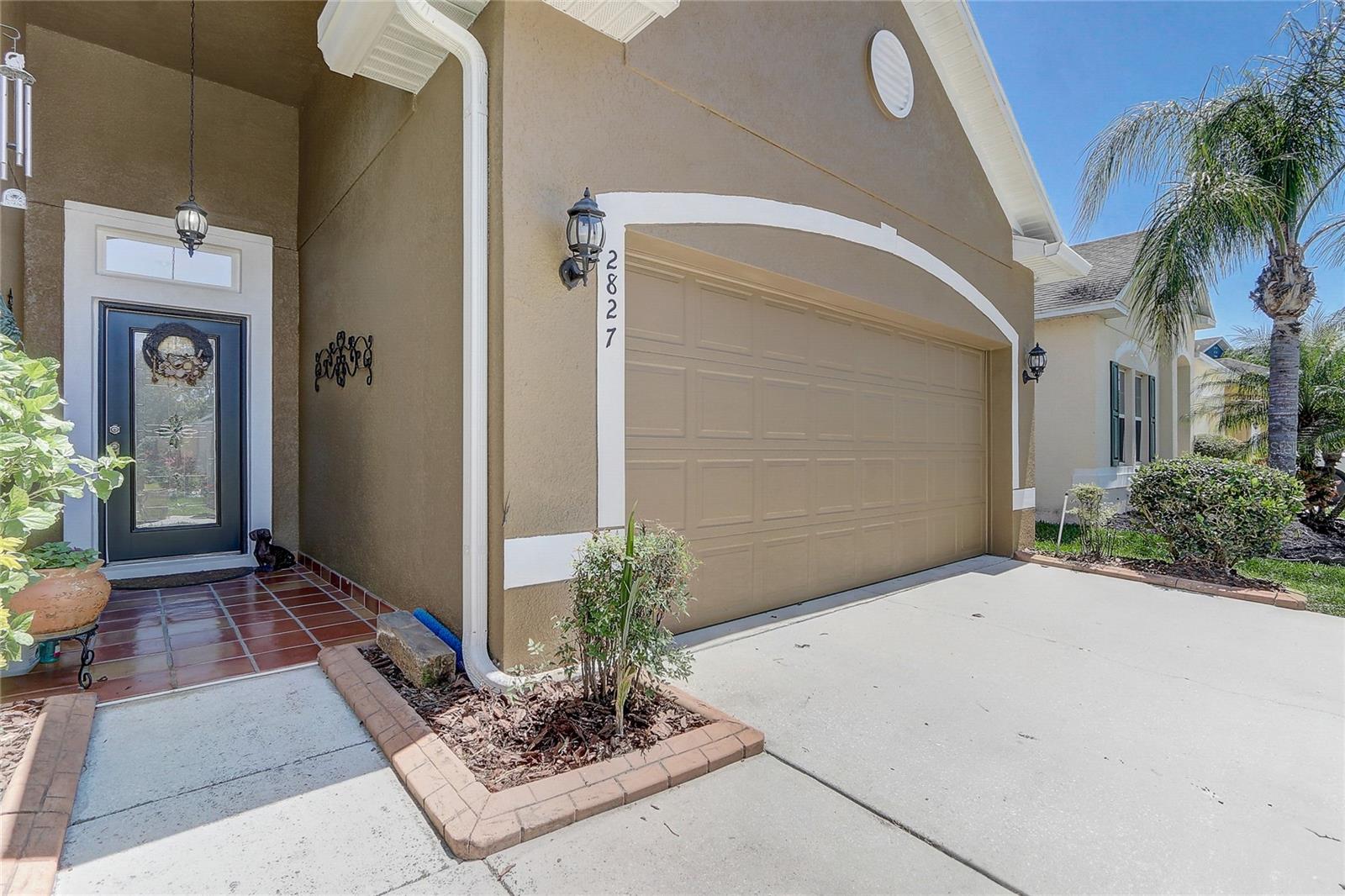 2827 MOONSTONE BEND