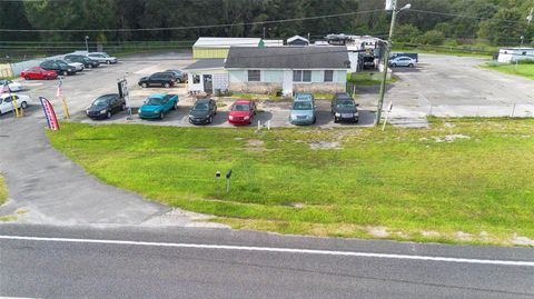 A home in DELAND