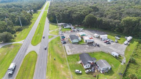 A home in DELAND