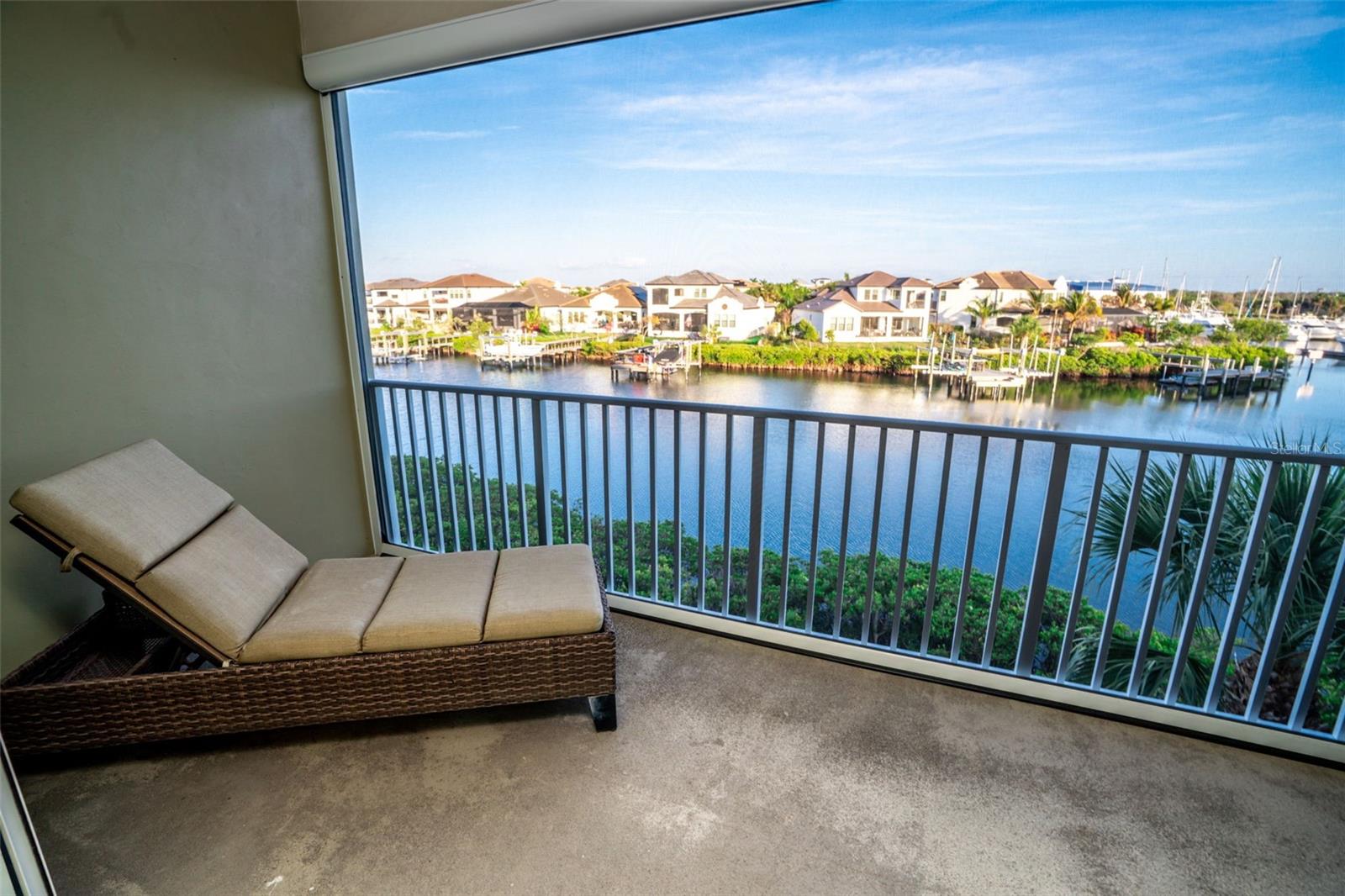 BAHIA BEACH TWNHMS PH 1A - Residential