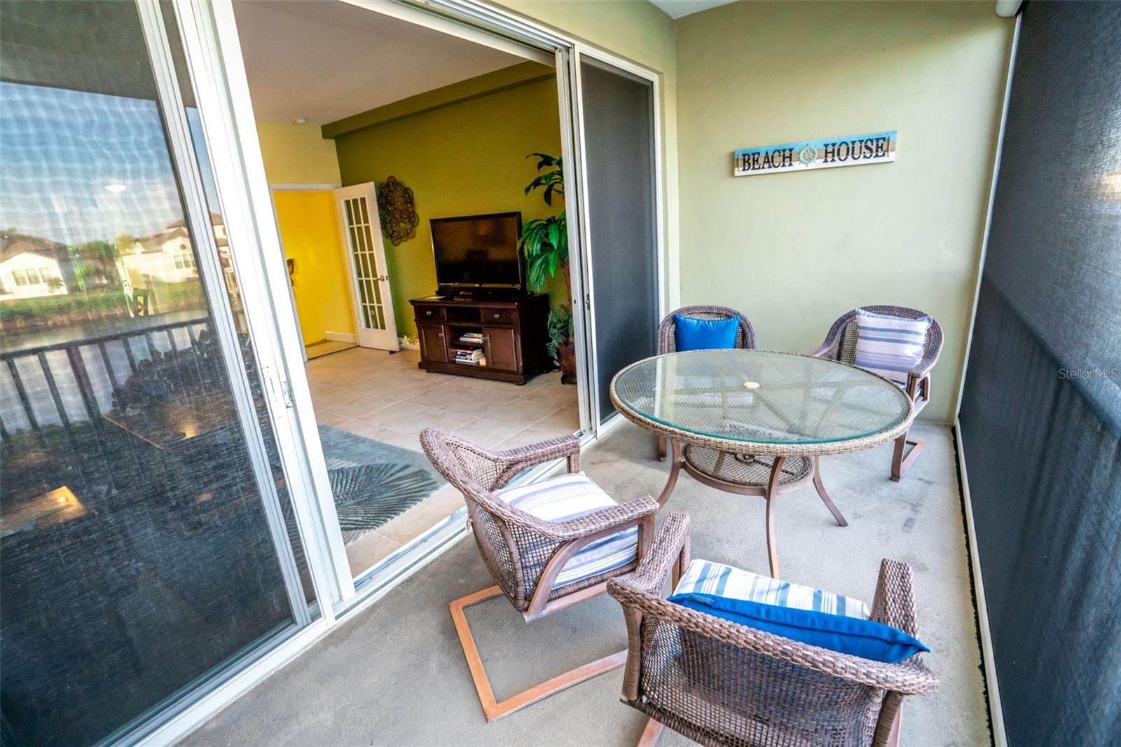 BAHIA BEACH TWNHMS PH 1A - Residential