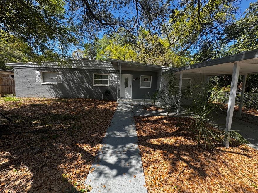 Beautifully remodeled 4-bedroom, 1-bath home featuring an open floor plan, bright living spaces, and a modern kitchen with brand-new stainless steel appliances. Spacious bedrooms filled with natural light and a large backyard perfect for outdoor enjoyment. Conveniently located near parks, schools, and shopping. Schedule your showing today!