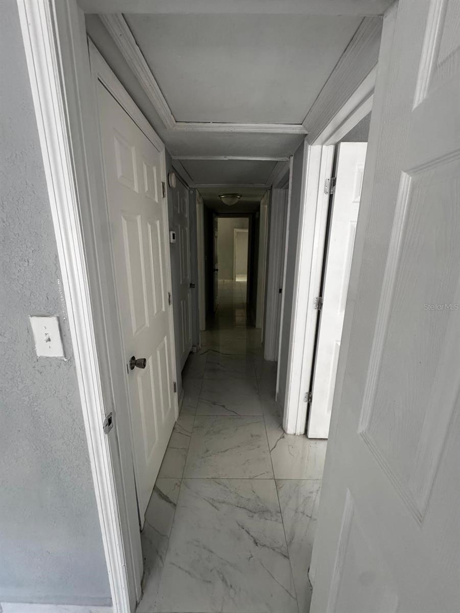 ROSEWOOD MANOR - Residential