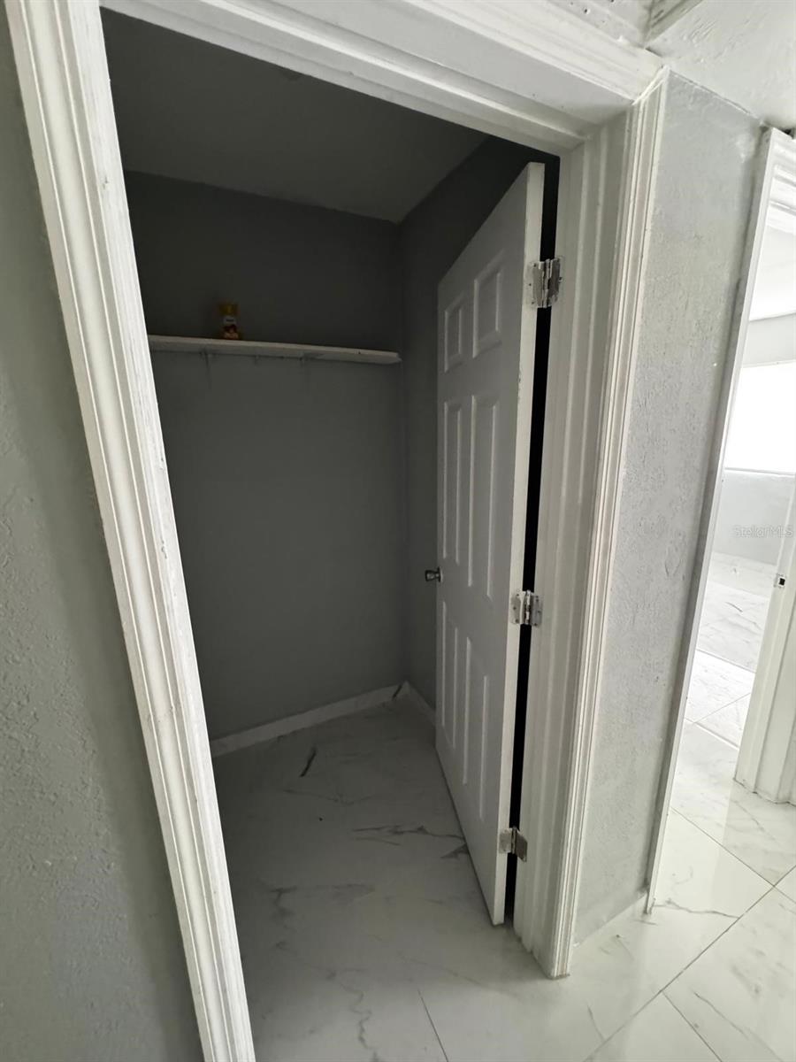 ROSEWOOD MANOR - Residential