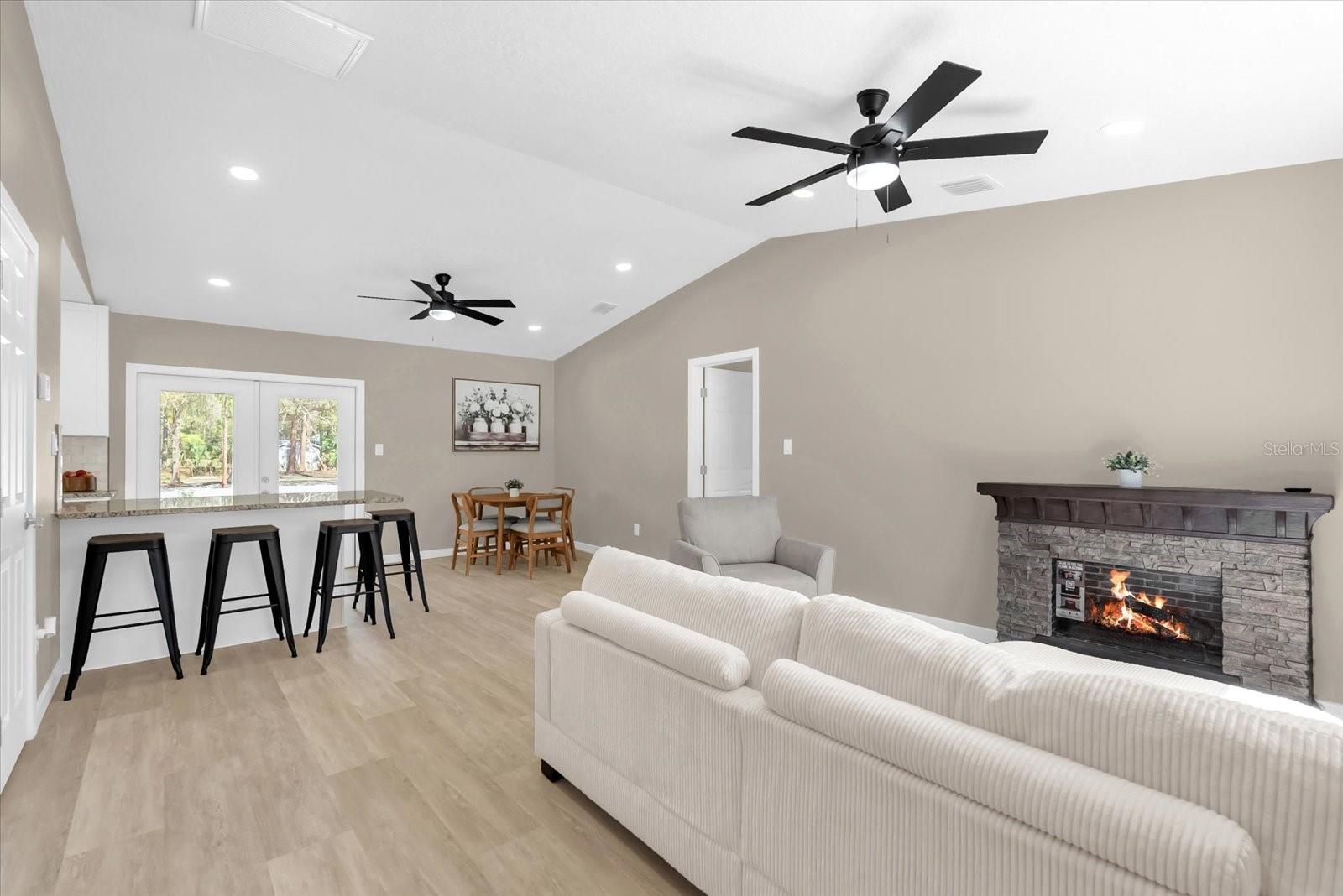 CANAVERAL GROVES - Residential