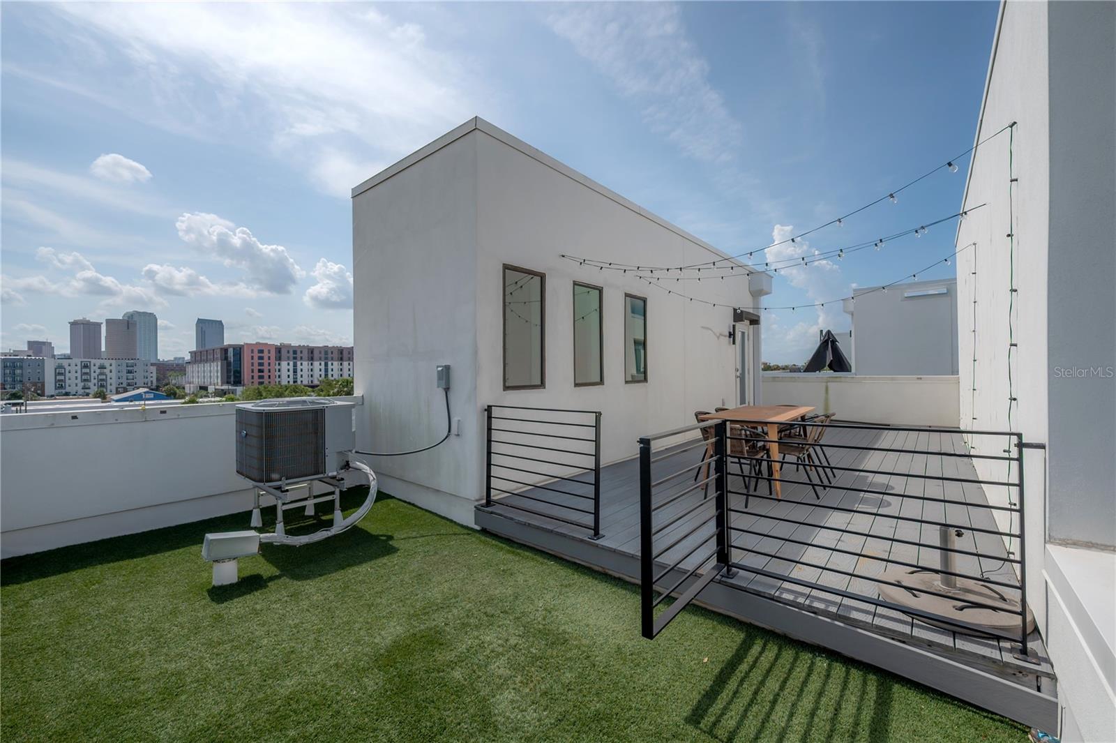 1330 W GRAY STREET 1