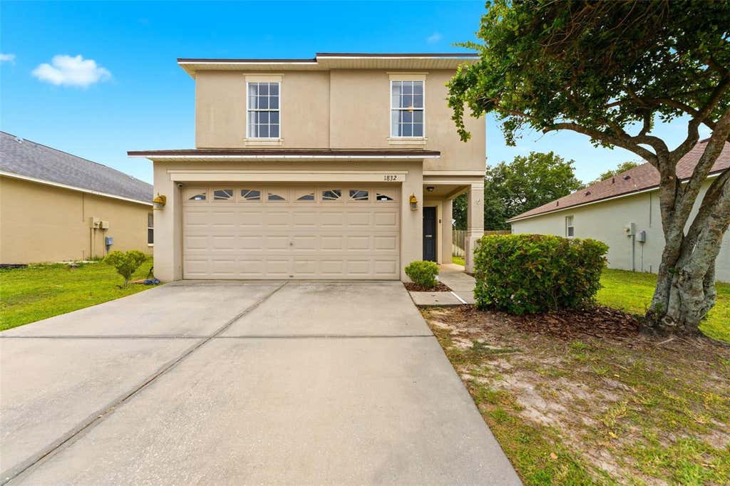 Photo of 1832 Holton Road, Lakeland, FL 33810 (MLS # TB8518429)