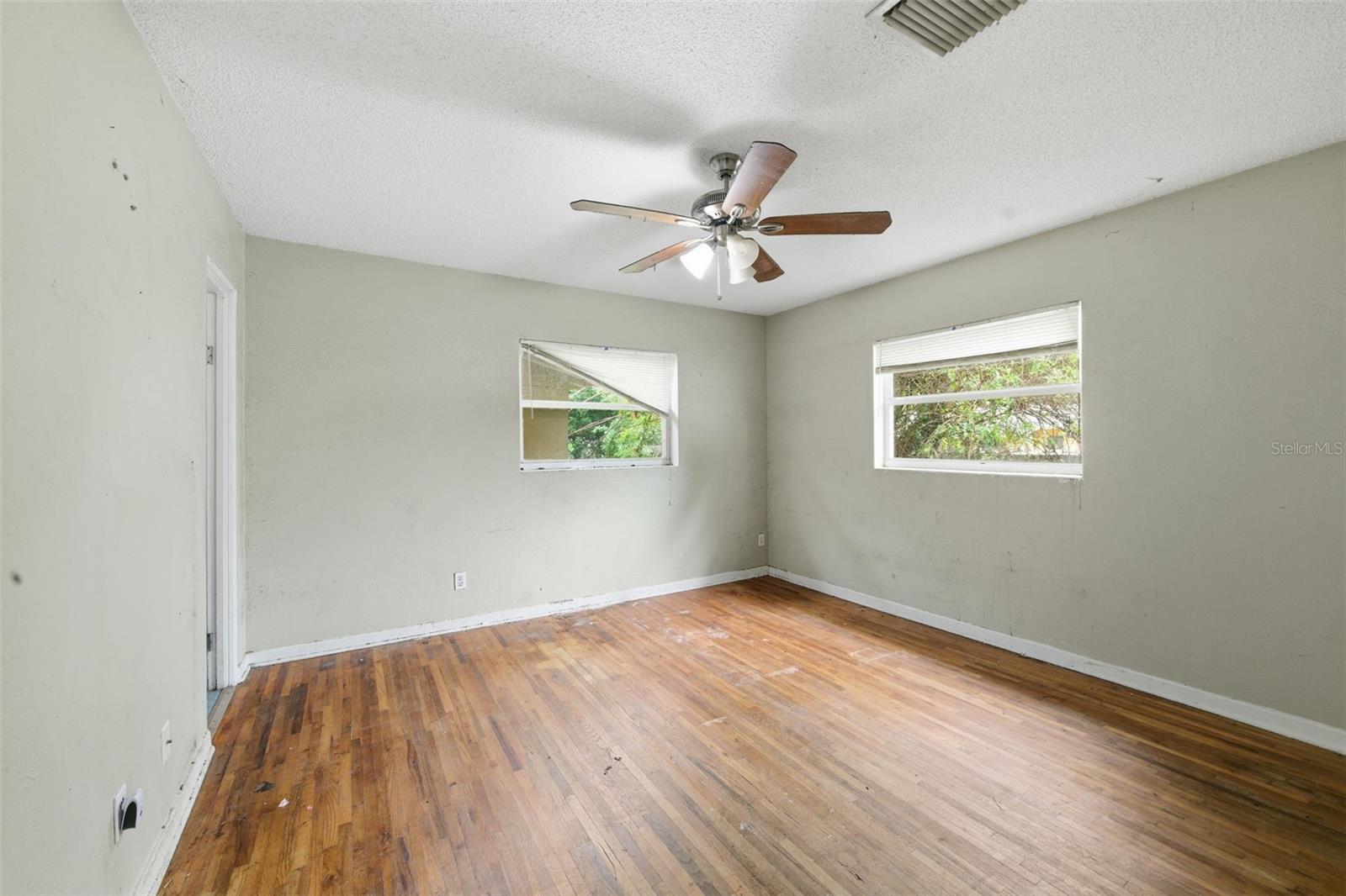 PALM HEIGHTS - Residential