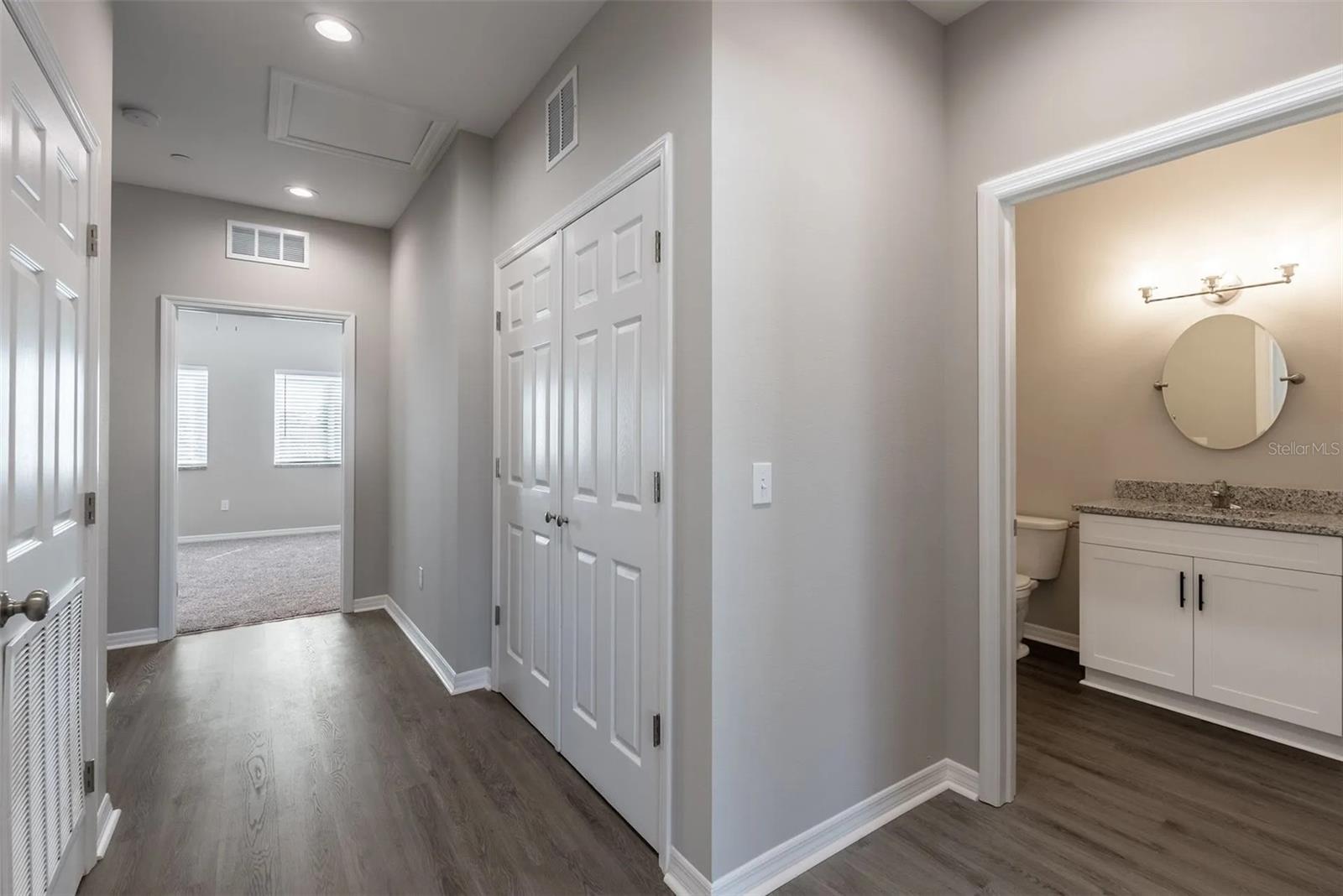 WHITNEY TWNHMS - Residential Lease