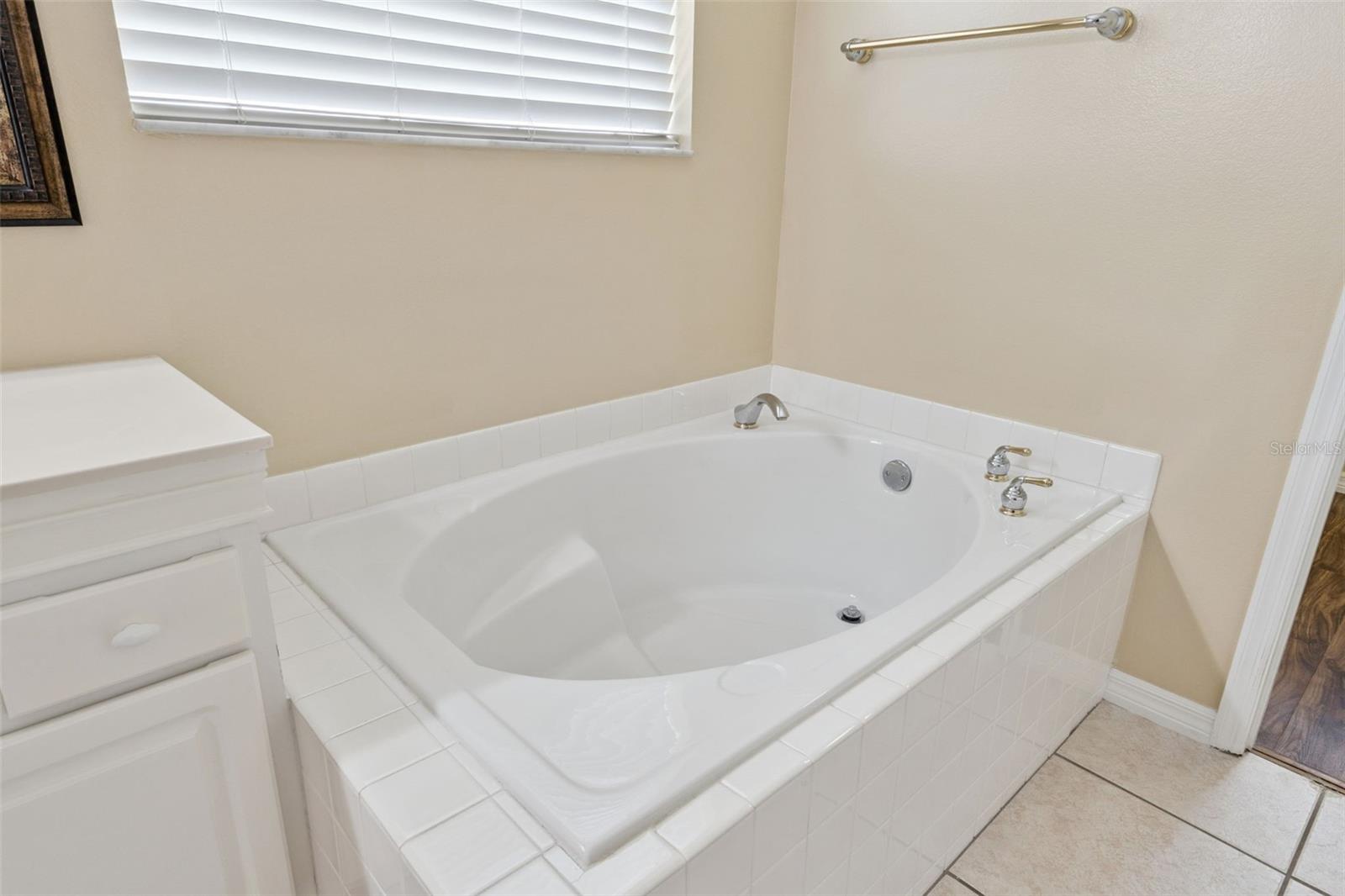 HUNTERS CREEK TR 430B PH 02 - Residential