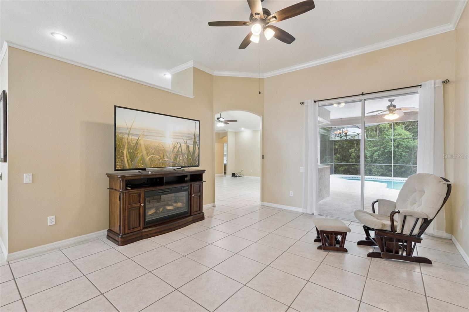 HUNTERS CREEK TR 430B PH 02 - Residential