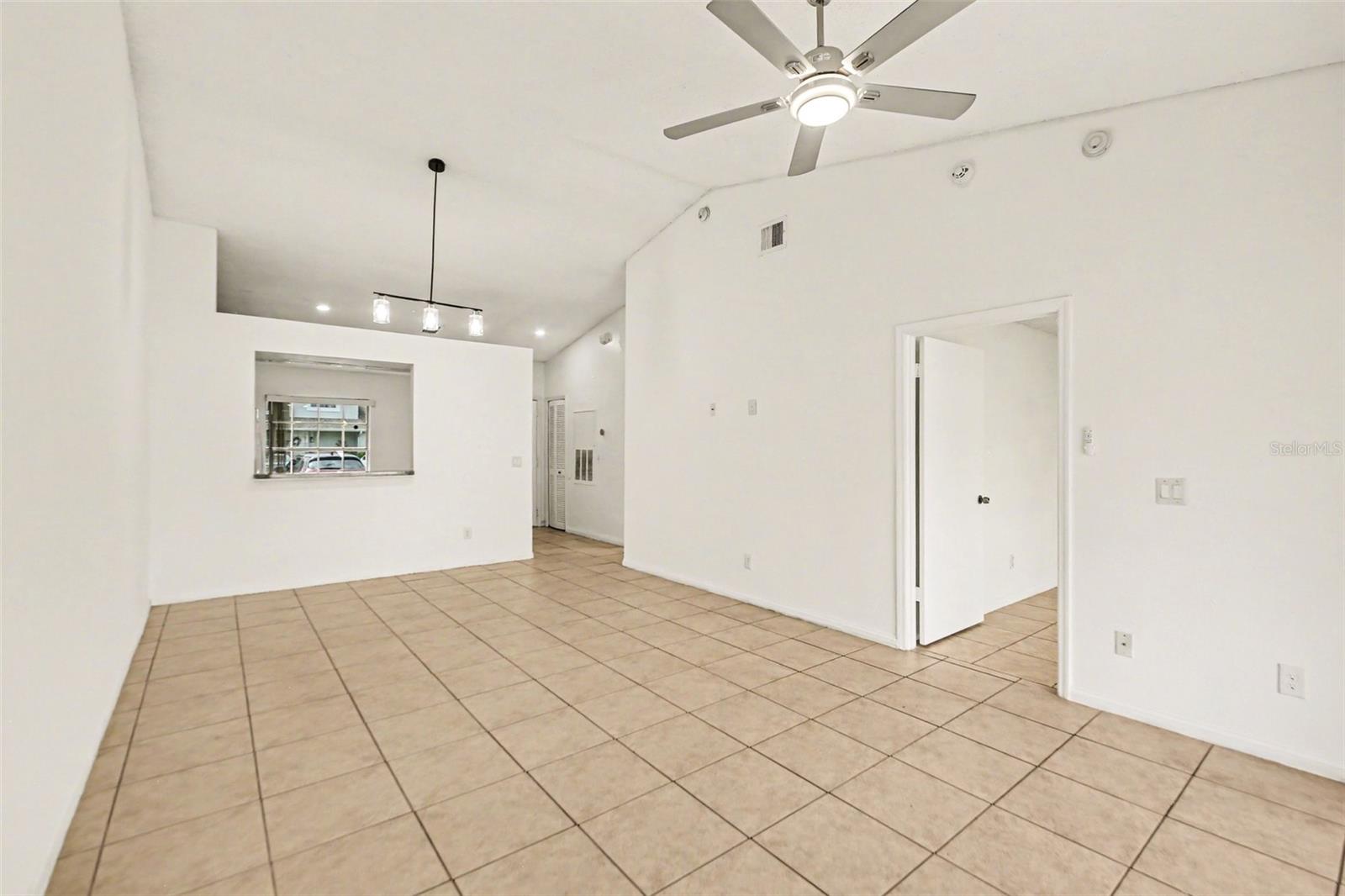 ISLAND COVE VILLAS PH 03 - Residential