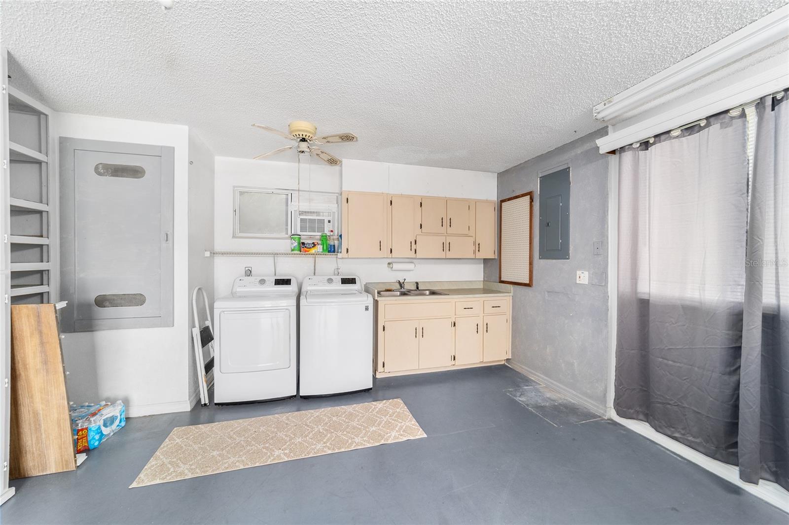 OAK RUN NBRHD 03 - Residential