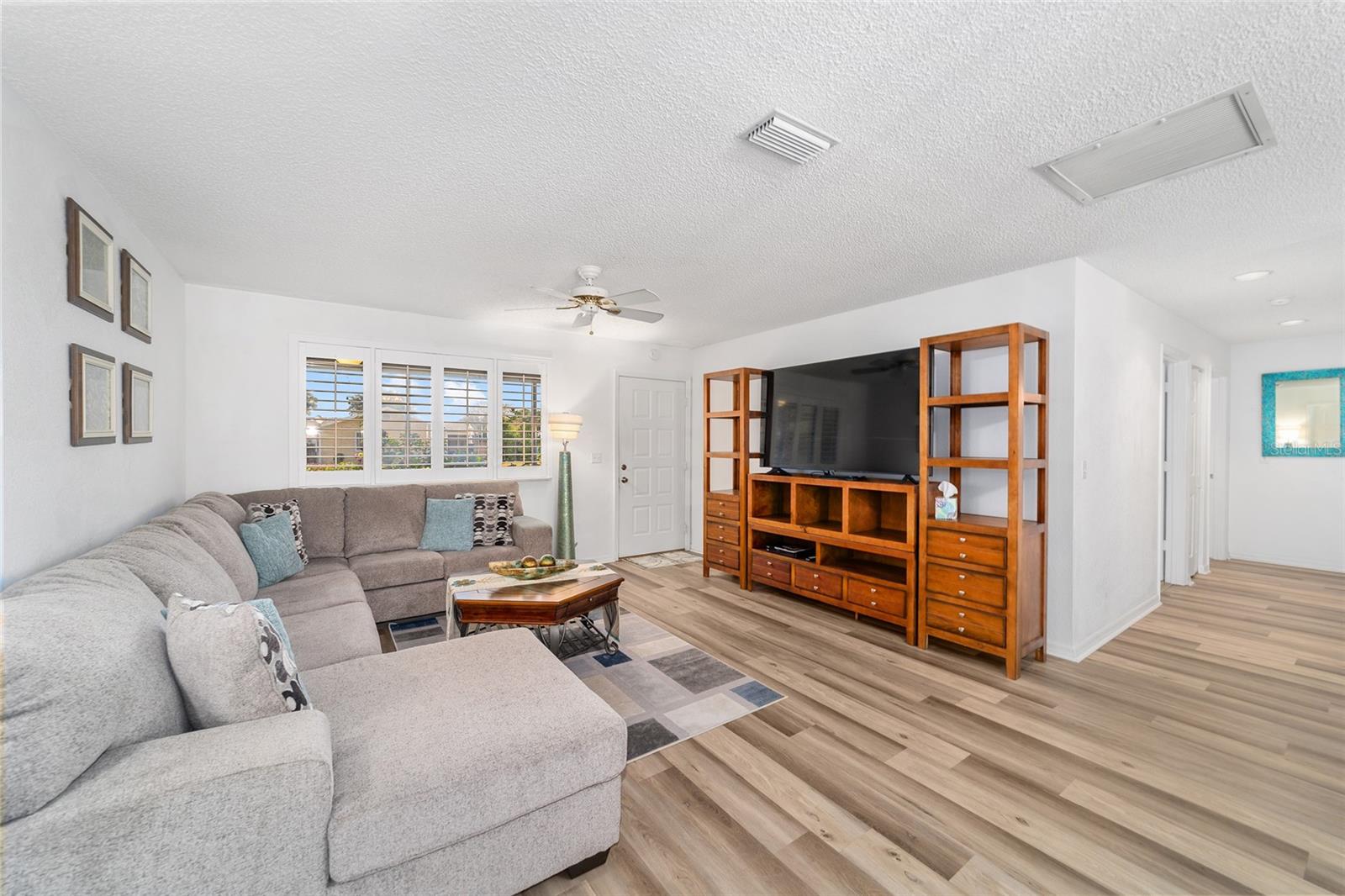 OAK RUN NBRHD 03 - Residential