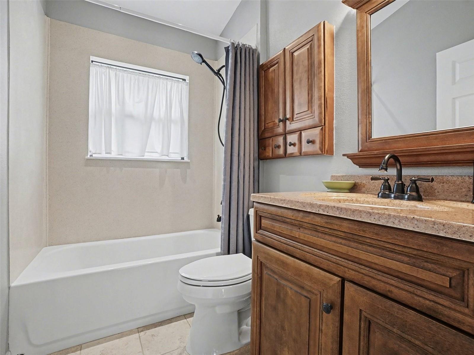 OAKS WEKIWA - Residential