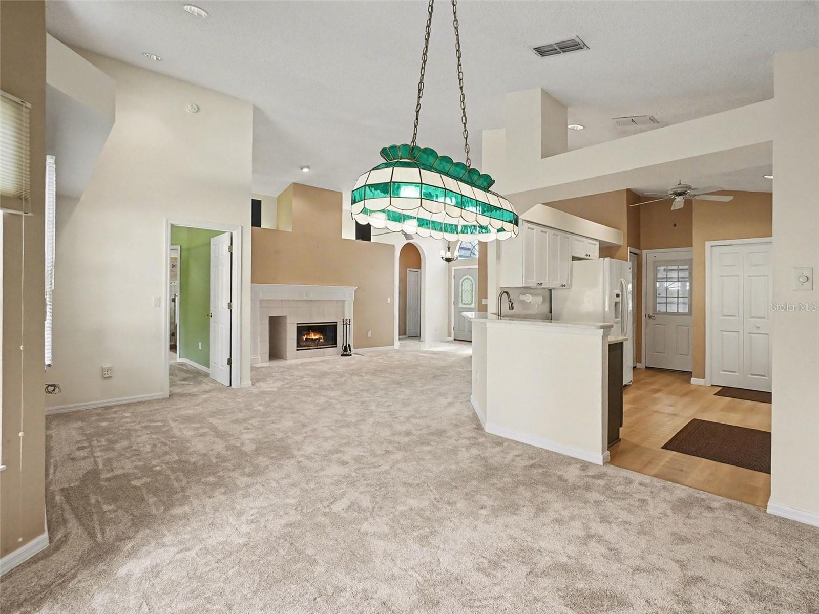 OAKS WEKIWA - Residential