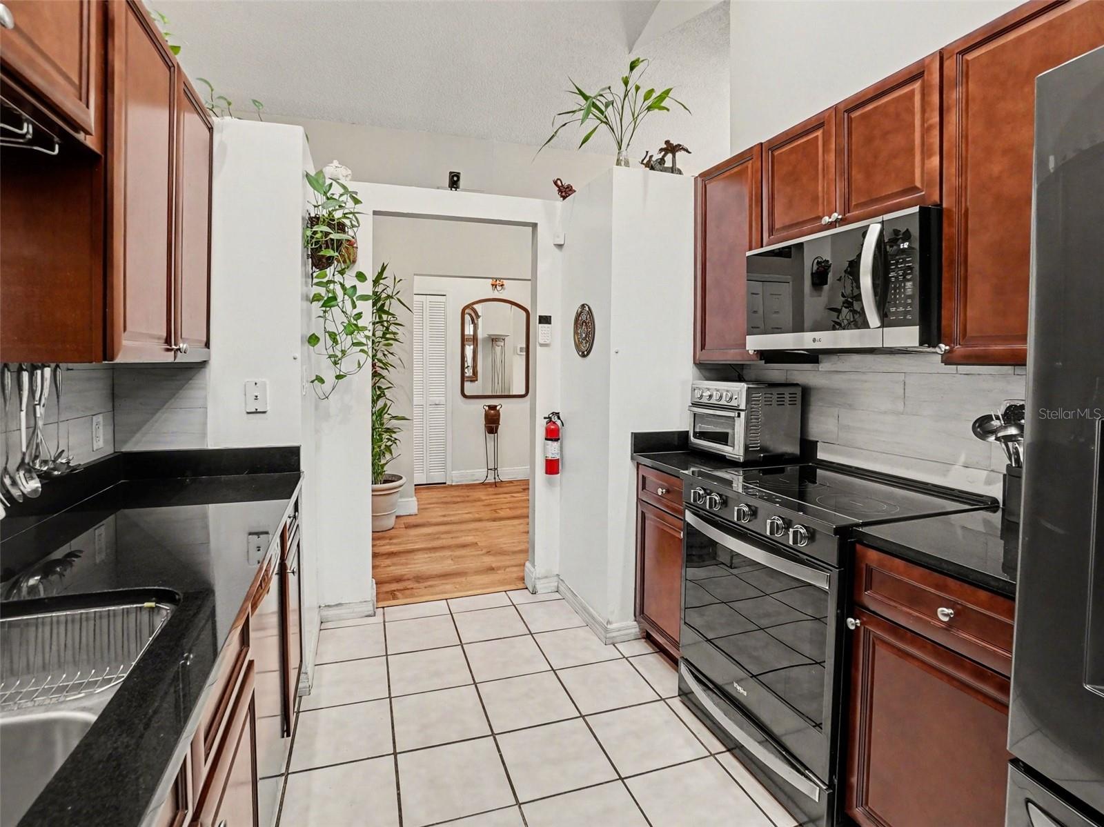 HUCKLEBERRY FIELDS TR N1B - Residential