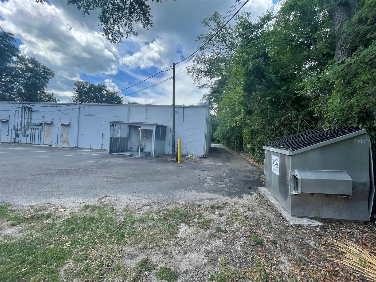 LUCILE COURT - Commercial Lease