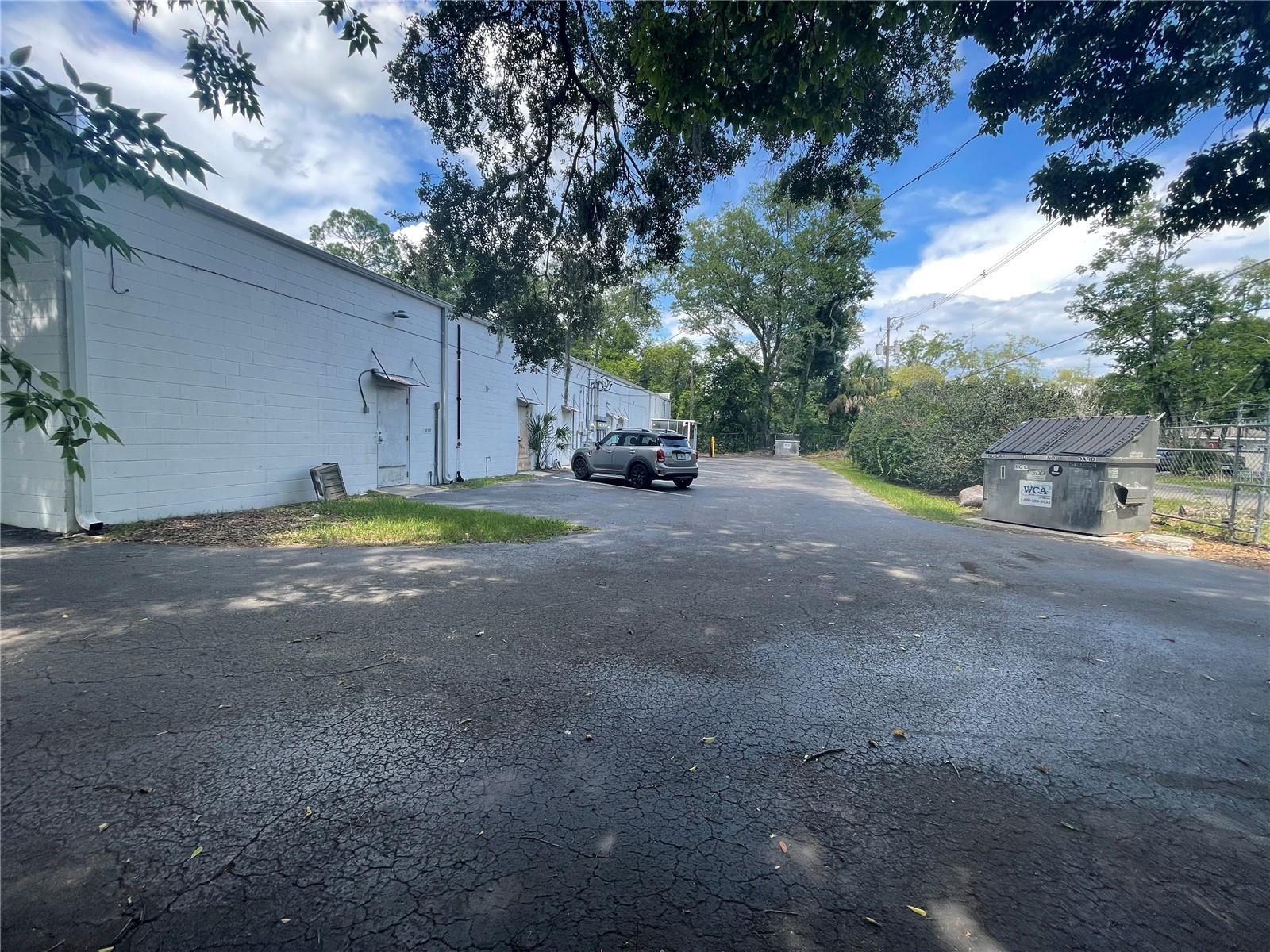 LUCILE COURT - Commercial Lease