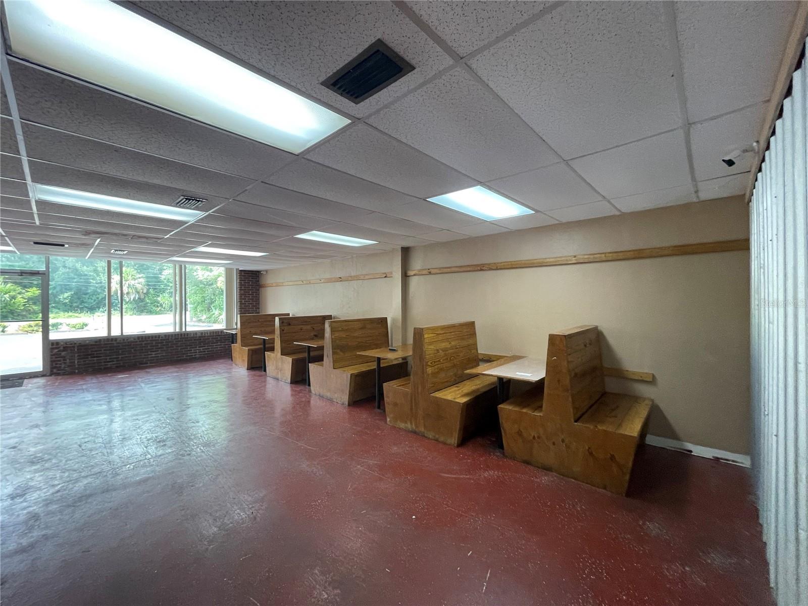 LUCILE COURT - Commercial Lease