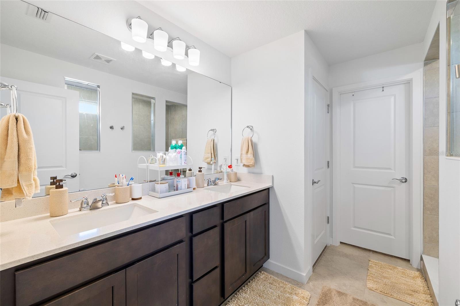 WATERSET WOLF CRK PH G1 - Residential