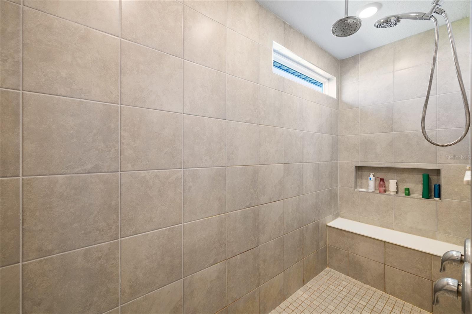 WATERSET WOLF CRK PH G1 - Residential