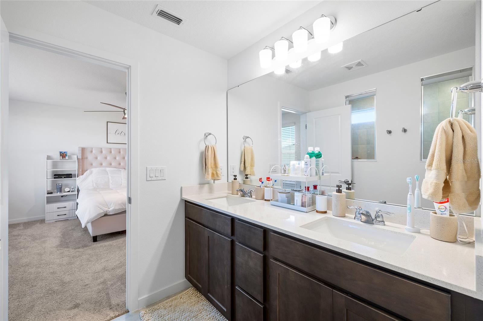 WATERSET WOLF CRK PH G1 - Residential