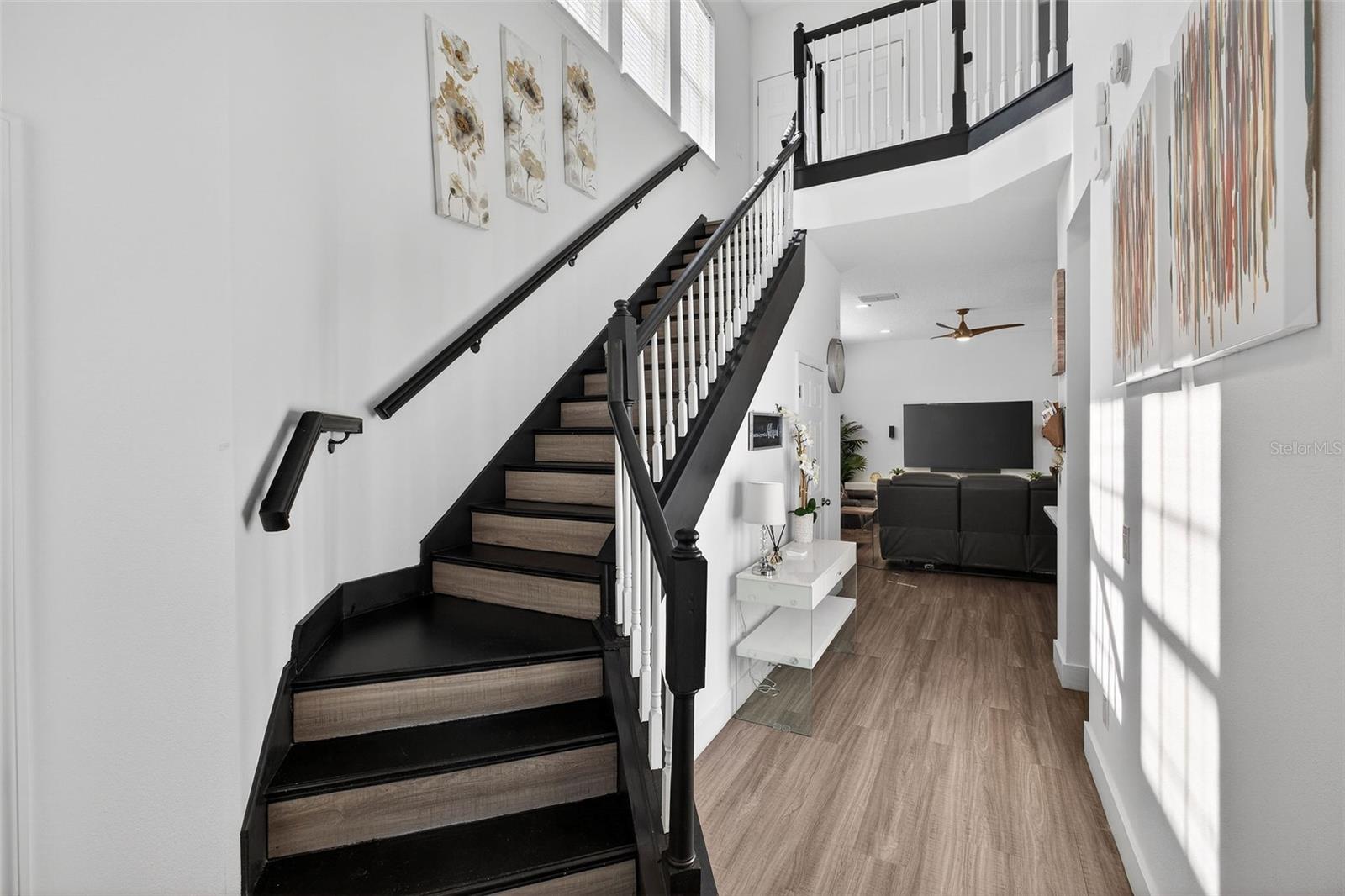 CELEBRATION LAKE EVALYN - Residential