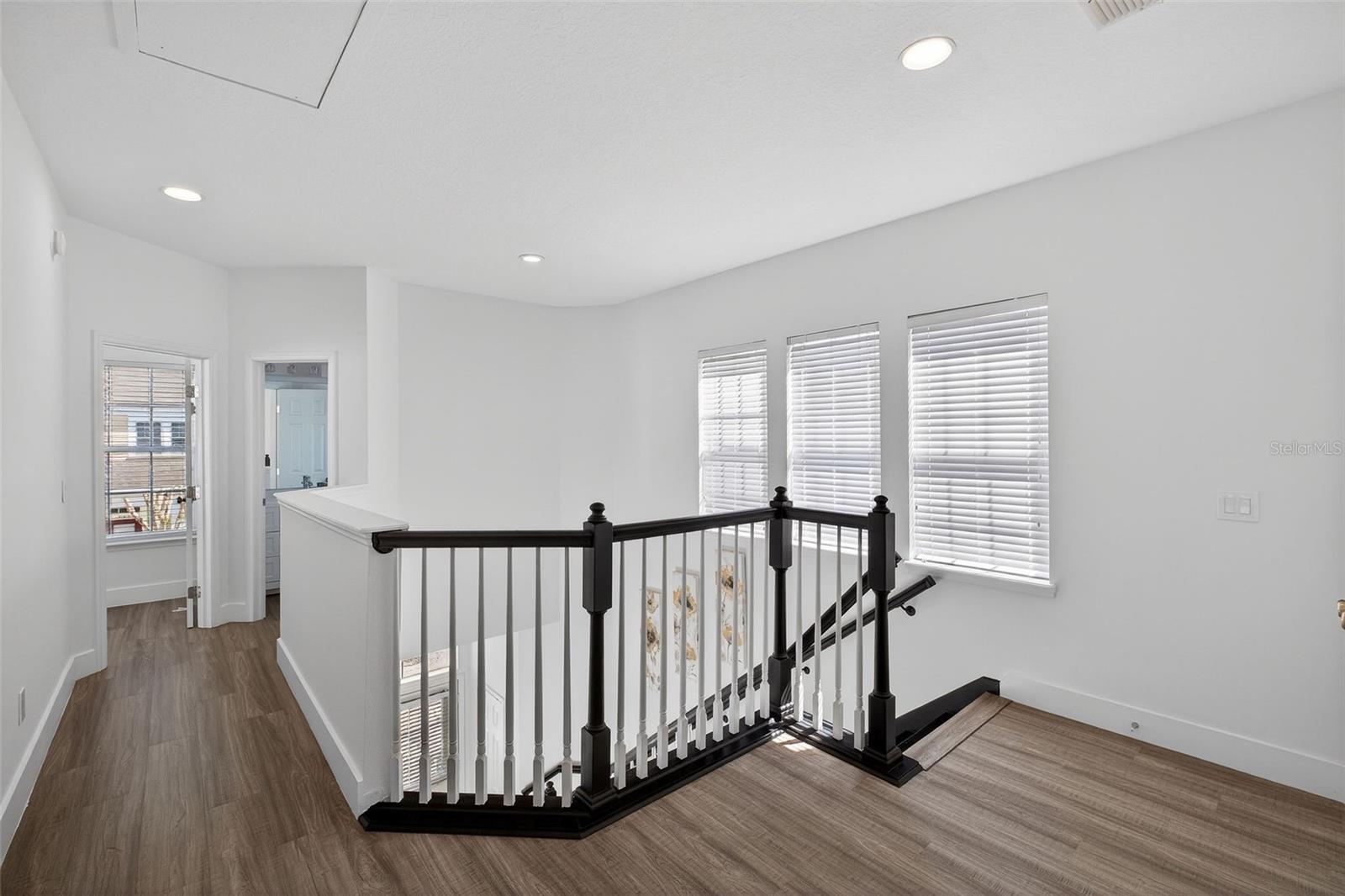 CELEBRATION LAKE EVALYN - Residential