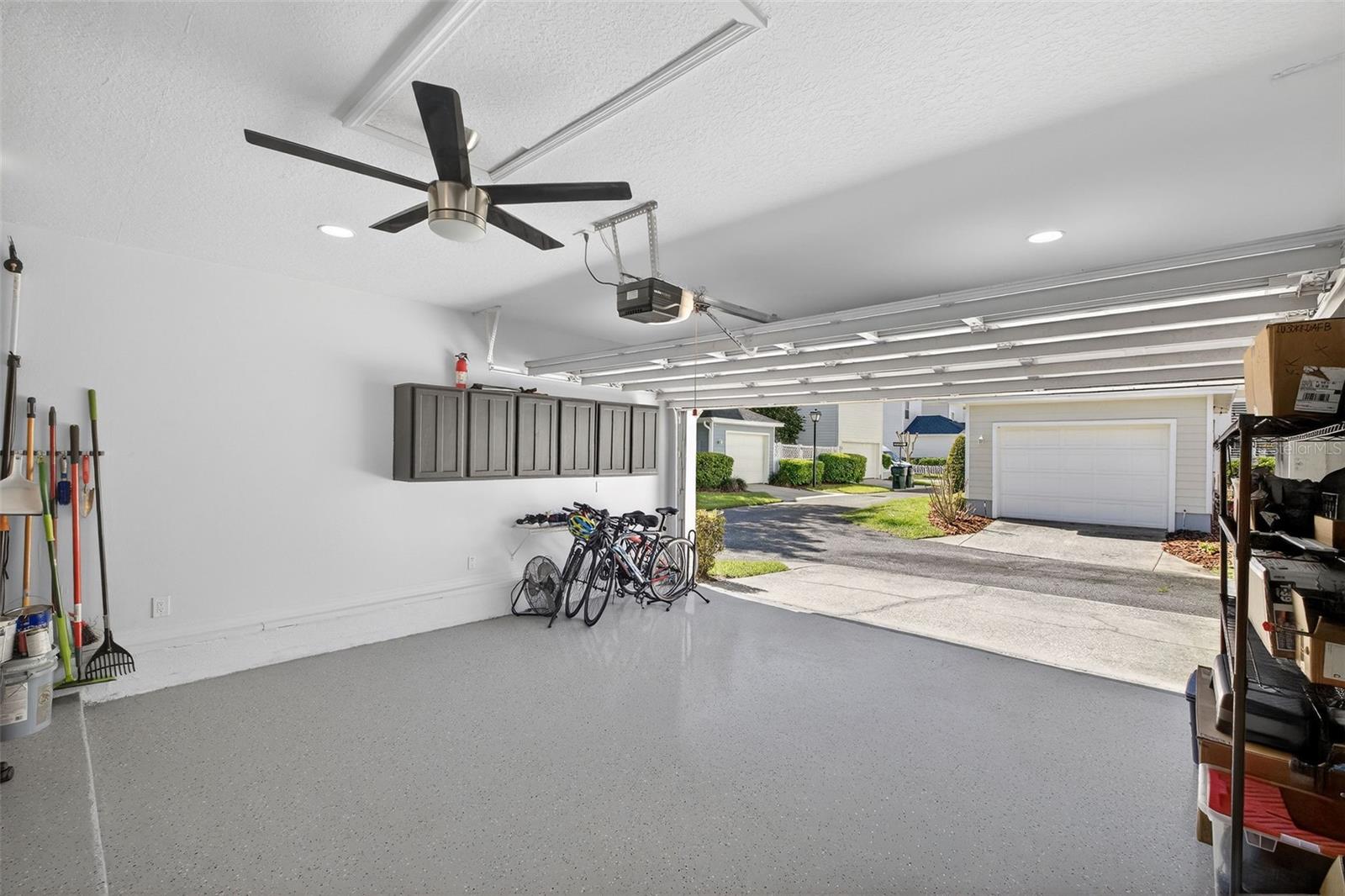 CELEBRATION LAKE EVALYN - Residential